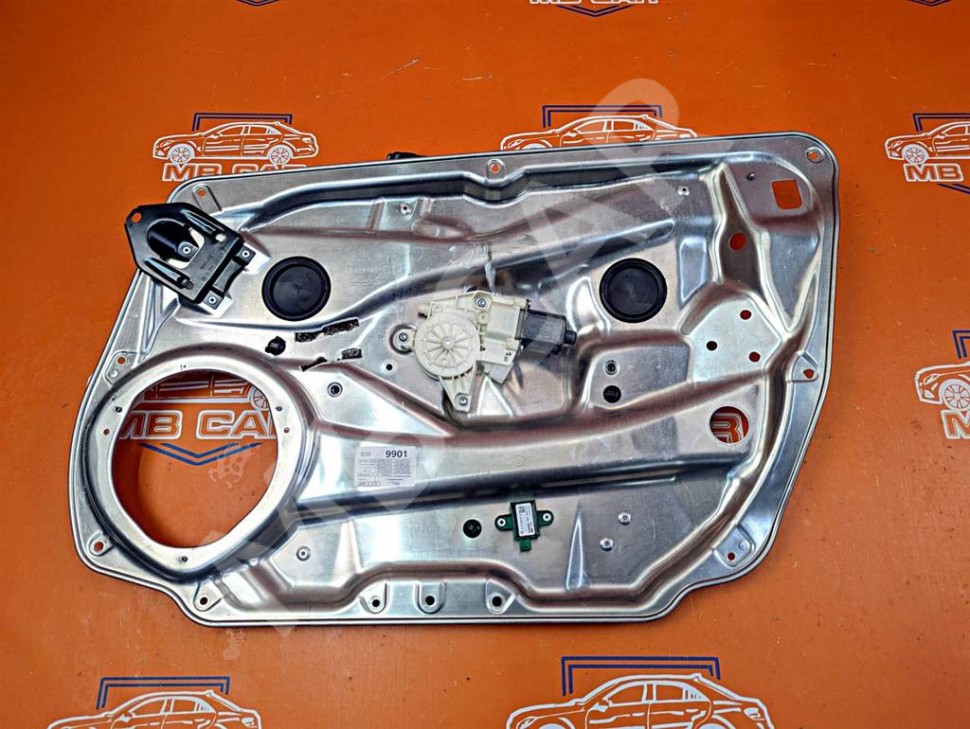 Стеклоподъемник передний правый MERCEDES-BENZ C-класс W204/S204/С204 рестайлинг (2011 - 2015) фото 1 — Разборка Мерседес