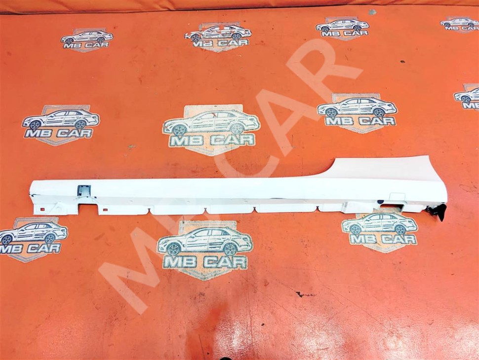 Порог пластиковый левый MERCEDES-BENZ E-класс W213/S213/C238/A238 (2016 - 2021) фото 1 — Разборка Мерседес