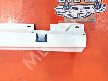 Порог пластиковый левый MERCEDES-BENZ E-класс W213/S213/C238/A238 (2016 - 2021) — Разборка Мерседес