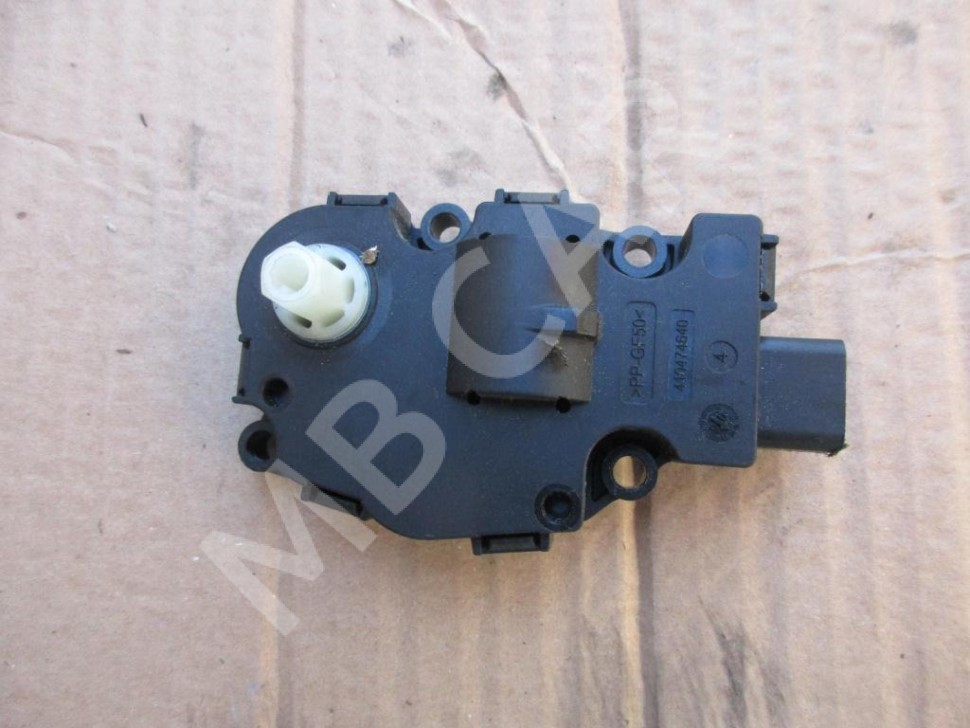 Сервоприводы печки MERCEDES-BENZ S-класс W221 (2005 - 2009) фото 1 — Разборка Мерседес