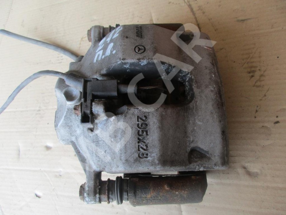 Суппорт передний правый MERCEDES-BENZ E-класс W212/S212/C207/A207 (2009 - 2013) фото 1 — Разборка Мерседес