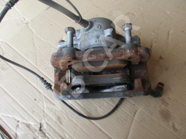 Суппорт передний правый MERCEDES-BENZ E-класс W212/S212/C207/A207 (2009 - 2013) — Разборка Мерседес