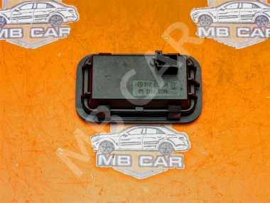Кнопка закрытия багажника MERCEDES-BENZ GLE-класс V167 (2018 - 2024) — Разборка Мерседес