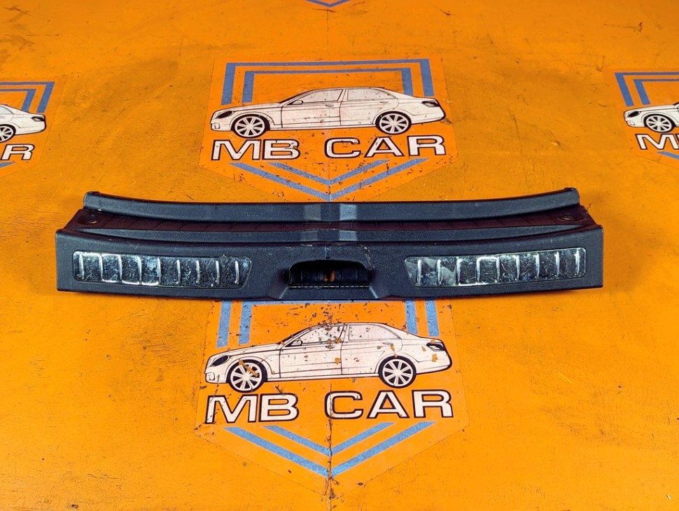 Накладка замка багажника MERCEDES-BENZ B-класс W245 (2005 - 2009) B 180 2.0 CDI CVT (109 л.с.) фото 1 &mdash; Разборка Мерседес