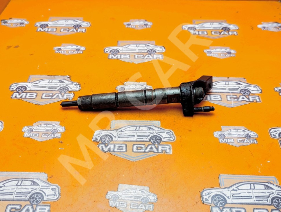 Форсунка ДИЗЕЛЬ MERCEDES-BENZ M-класс W164 (2005 - 2008) фото 1 &mdash; Разборка Мерседес