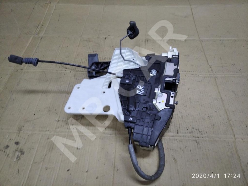 Замок двери передней правой MERCEDES-BENZ S-класс W221 (2005 - 2009) фото 1 — Разборка Мерседес