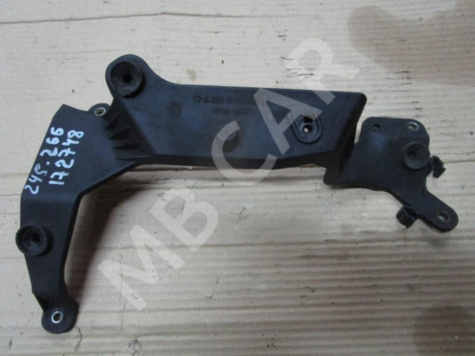 Кронштейн MERCEDES-BENZ B-класс W245 (2005 - 2009) фото 1 — Разборка Мерседес