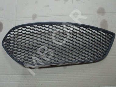 Решетка в бампер MERCEDES-BENZ CLA-класс C117/X117 (2013 - 2016) — Разборка Мерседес