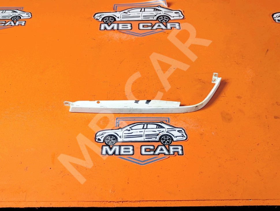 Ресницы фар MERCEDES-BENZ C-класс W202/S202 (1993 - 1997) фото 1 &mdash; Разборка Мерседес