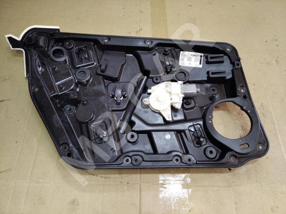 Стеклоподъемник передний левый MERCEDES-BENZ GLA-класс X156 рестайлинг (2017 - 2020) фото 1 — Разборка Мерседес