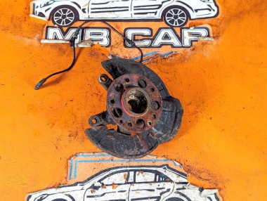 Кулак поворотный передний правый MERCEDES-BENZ A-класс W168 рестайлинг (2001 - 2004) A 170 1.7 AT (95 л.с.) &mdash; Разборка Мерседес