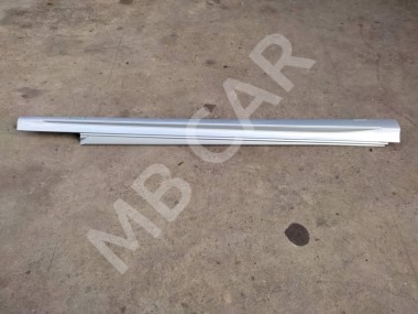 Порог пластиковый правый MERCEDES-BENZ C-класс W205/S205/C205/A205 рестайлинг (2018 - 2023) — Разборка Мерседес