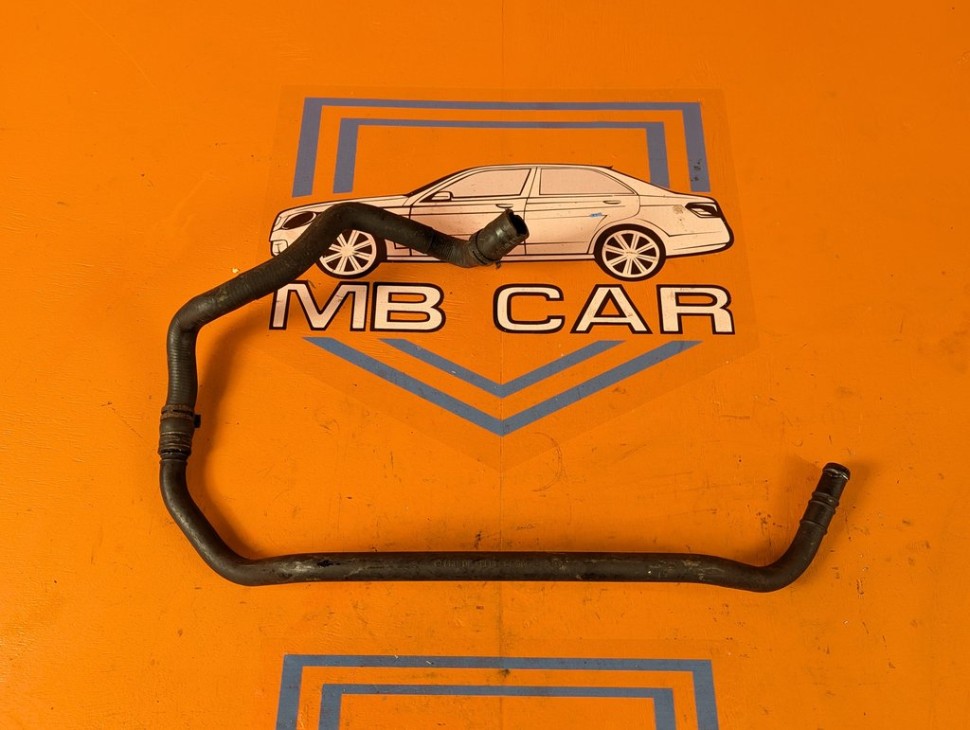 Патрубок ОЖ MERCEDES-BENZ E-класс W211/S211 (2002 - 2006) фото 1 &mdash; Разборка Мерседес