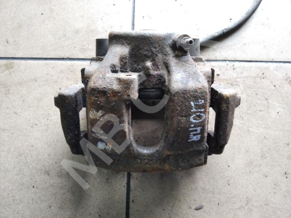 Суппорт передний правый MERCEDES-BENZ E-класс W210/S210 (1995 - 1999) фото 1 — Разборка Мерседес