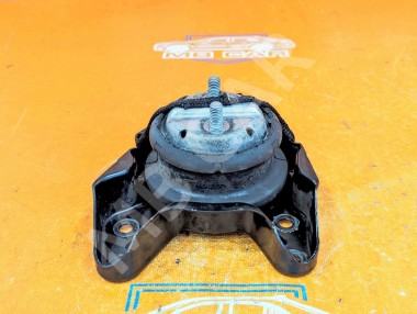 Опора КПП MERCEDES-BENZ C-класс W203/S203/CL203 (2000 - 2004) — Разборка Мерседес