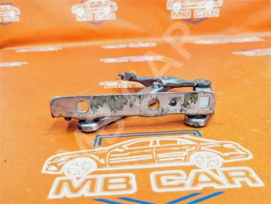 Петля капота MERCEDES-BENZ S-класс W220 (1998 - 2005) — Разборка Мерседес