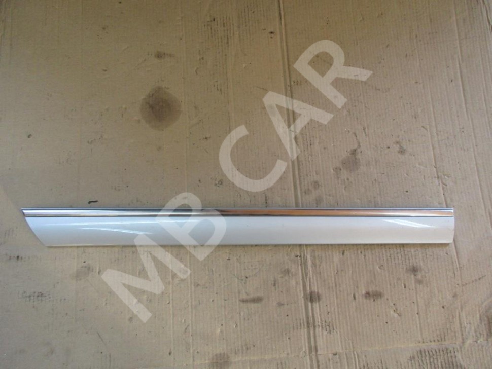 Молдинг двери MERCEDES-BENZ S-класс W220 рестайлинг (2002 - 2005) фото 1 — Разборка Мерседес