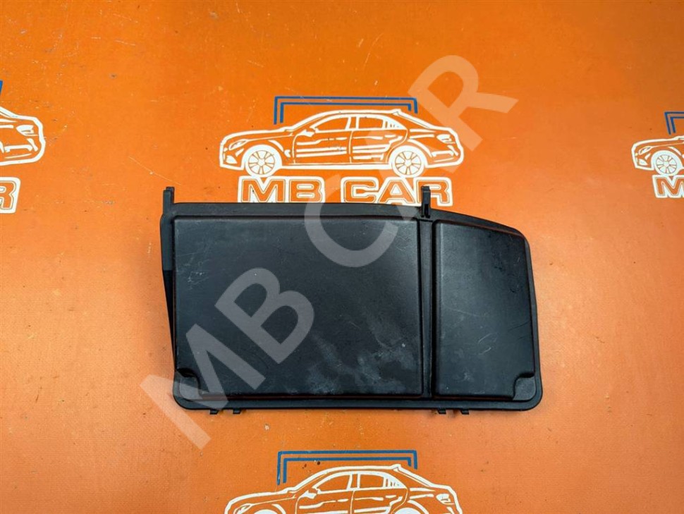 Крышка блока предохранителей MERCEDES-BENZ M-класс AMG W163 (2000 - 2001) фото 1 — Разборка Мерседес