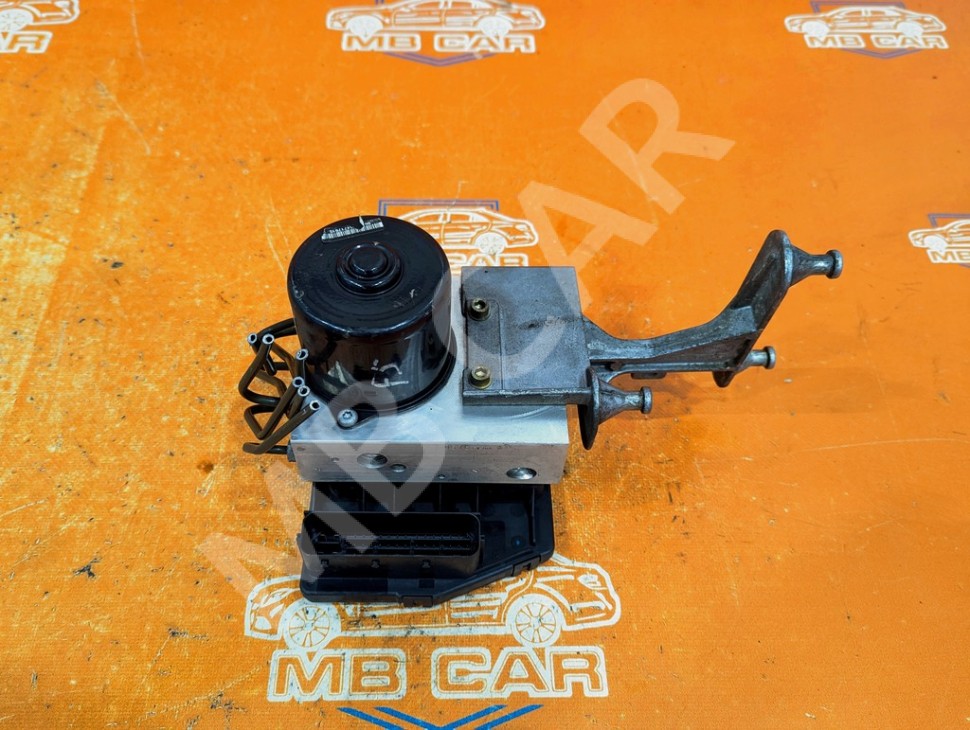 Блок ABS MERCEDES-BENZ C-класс W203/S203/CL203 (2000 - 2004) фото 1 — Разборка Мерседес