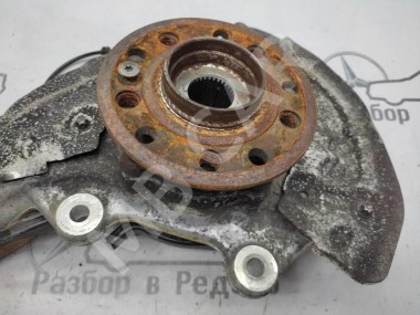 Кулак поворотный передний правый MERCEDES-BENZ C-класс W205/S205/C205/A205 (2014 - 2018) — Разборка Мерседес