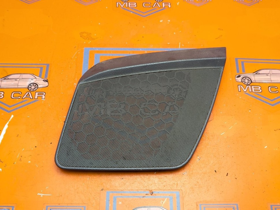 Сетки динамиков торпеды MERCEDES-BENZ V-класс W638/W639 (1996 - 2003) V 220 2.1 D AT (122 л.с.) фото 1 &mdash; Разборка Мерседес
