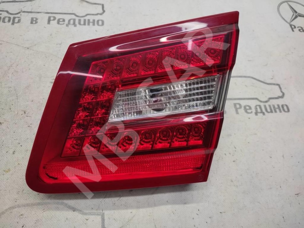 Фонарь крышки багажника MERCEDES-BENZ E-класс W212/S212/C207/A207 (2009 - 2013) фото 1 — Разборка Мерседес