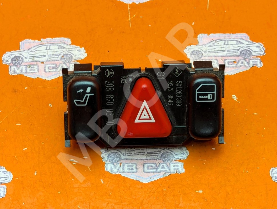 Кнопка аварийной сигнализации MERCEDES-BENZ C-класс W202/S202 рестайлинг (1997 - 2001) фото 1 — Разборка Мерседес