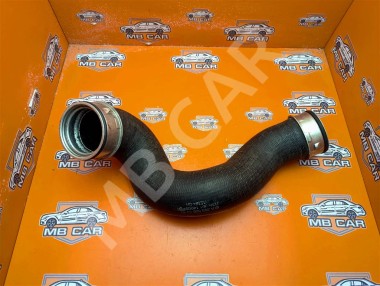 Патрубок интеркулера MERCEDES-BENZ C-класс W203/S203/CL203 (2000 - 2004) — Разборка Мерседес