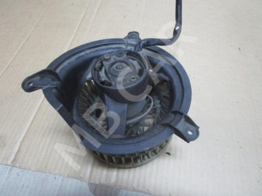 Моторчик печки MERCEDES-BENZ 190 (W201) W201 (1982 - 1993) — Разборка Мерседес