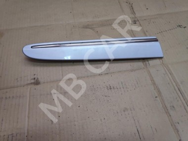 Молдинг крыла правый MERCEDES-BENZ CLK-класс C209/W209 (2002 - 2005) — Разборка Мерседес