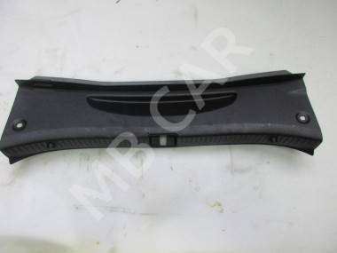 Накладка замка багажника MERCEDES-BENZ C-класс W205/S205/C205/A205 (2014 - 2018) — Разборка Мерседес