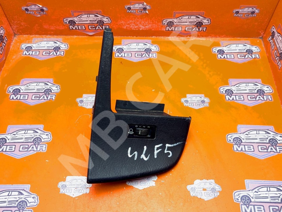 Кнопка корректора фар MERCEDES-BENZ M-класс W163 (1997 - 2001) фото 1 &mdash; Разборка Мерседес