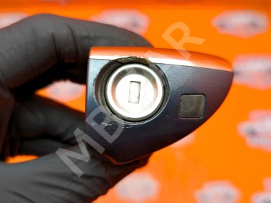 Личинки дверей MERCEDES-BENZ CLK-класс C209/A209 (2002 - 2005) — Разборка Мерседес