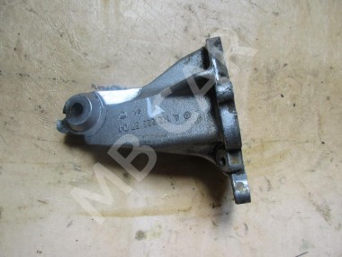 Лапа левая MERCEDES-BENZ Vito W639 (2003 - 2010) — Разборка Мерседес