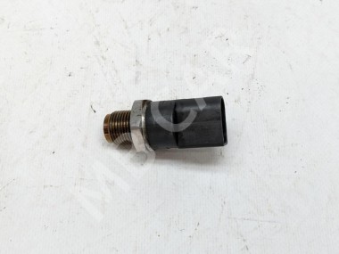 Датчик давления топлива MERCEDES-BENZ E-класс W211/S211 (2002 - 2006) — Разборка Мерседес