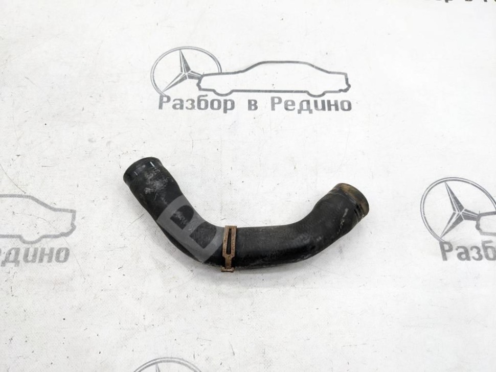 Патрубок ОЖ MERCEDES-BENZ Vito W639 (2003 - 2010) фото 1 — Разборка Мерседес