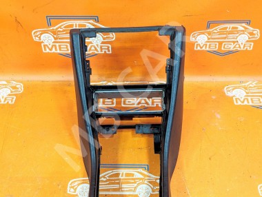 Подлокотник MERCEDES-BENZ E-класс W124/S124/C124/A124 (1984 - 1997) — Разборка Мерседес