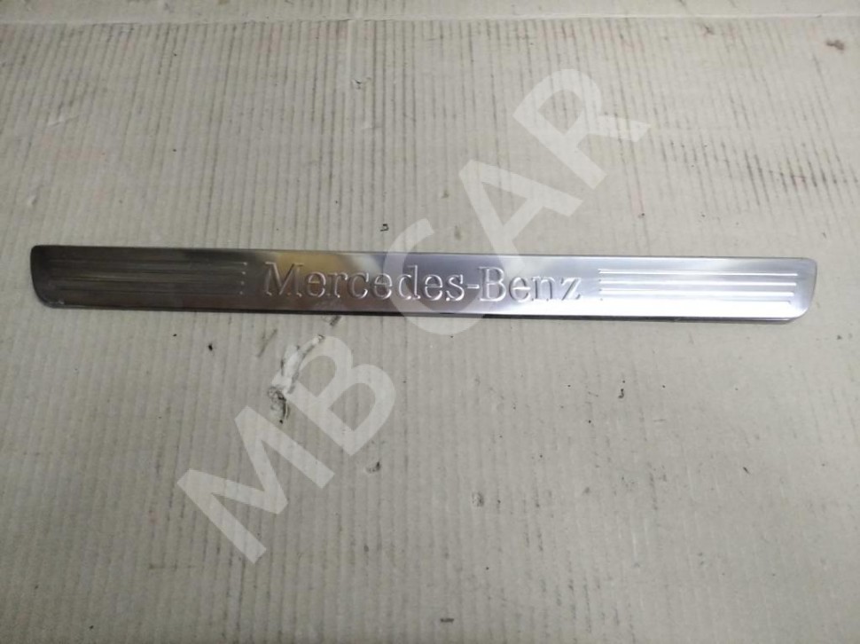 Накладка порога внутренняя MERCEDES-BENZ B-класс W246 рестайлинг (2014 - 2018) фото 1 — Разборка Мерседес