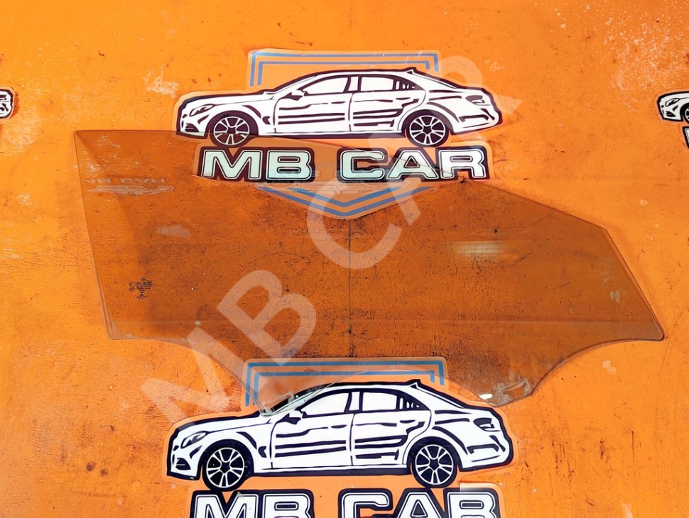 Стекло переднее правое MERCEDES-BENZ GLA-класс X156 (2013 - 2017) фото 1 &mdash; Разборка Мерседес