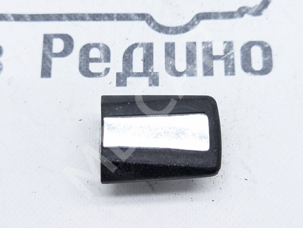 Крышка ручки двери MERCEDES-BENZ W124 W124/S124/C124/A124 (1984 - 1993) фото 1 — Разборка Мерседес