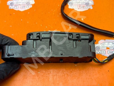 Блок кнопок стеклоподъемников MERCEDES-BENZ C-класс W203/S203/CL203 рестайлинг (2004 - 2008) — Разборка Мерседес