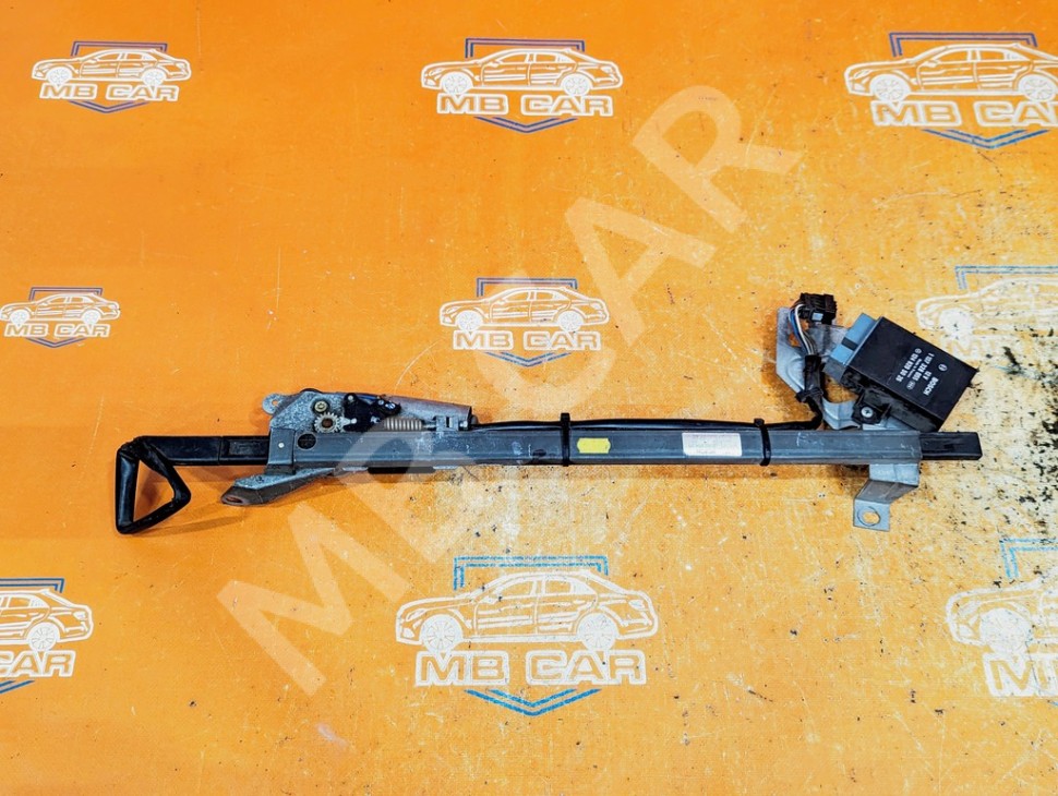 Подаватель ремня MERCEDES-BENZ E-класс W124/S124/C124/A124 (1984 - 1997) фото 1 — Разборка Мерседес