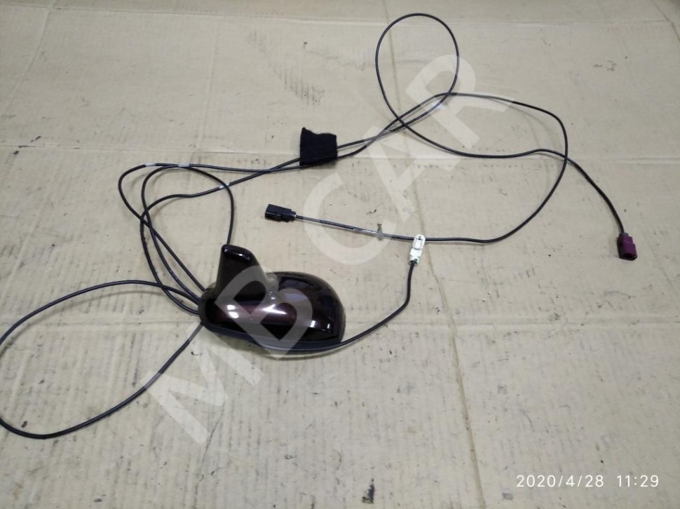 Антенна MERCEDES-BENZ E-класс W212/S212/C207/A207 (2009 - 2013) фото 1 — Разборка Мерседес