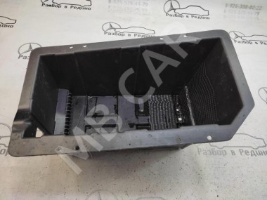 Ящик АКБ MERCEDES-BENZ Sprinter W906 (2006 - 2019) — Разборка Мерседес