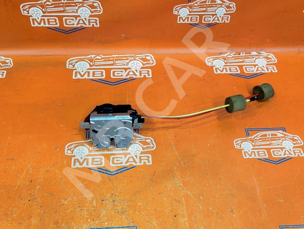 Замок багажника MERCEDES-BENZ E-класс W211/S211 (2002 - 2006) фото 1 — Разборка Мерседес