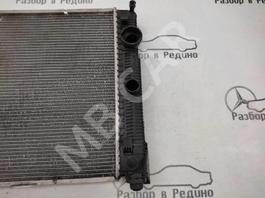 Радиатор MERCEDES-BENZ C-класс W204/S204 (2006 - 2011) — Разборка Мерседес