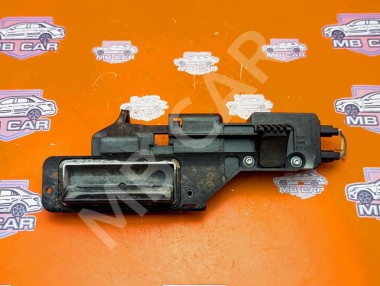 Ручка открытия багажника MERCEDES-BENZ M-класс W163 (1997 - 2001) &mdash; Разборка Мерседес