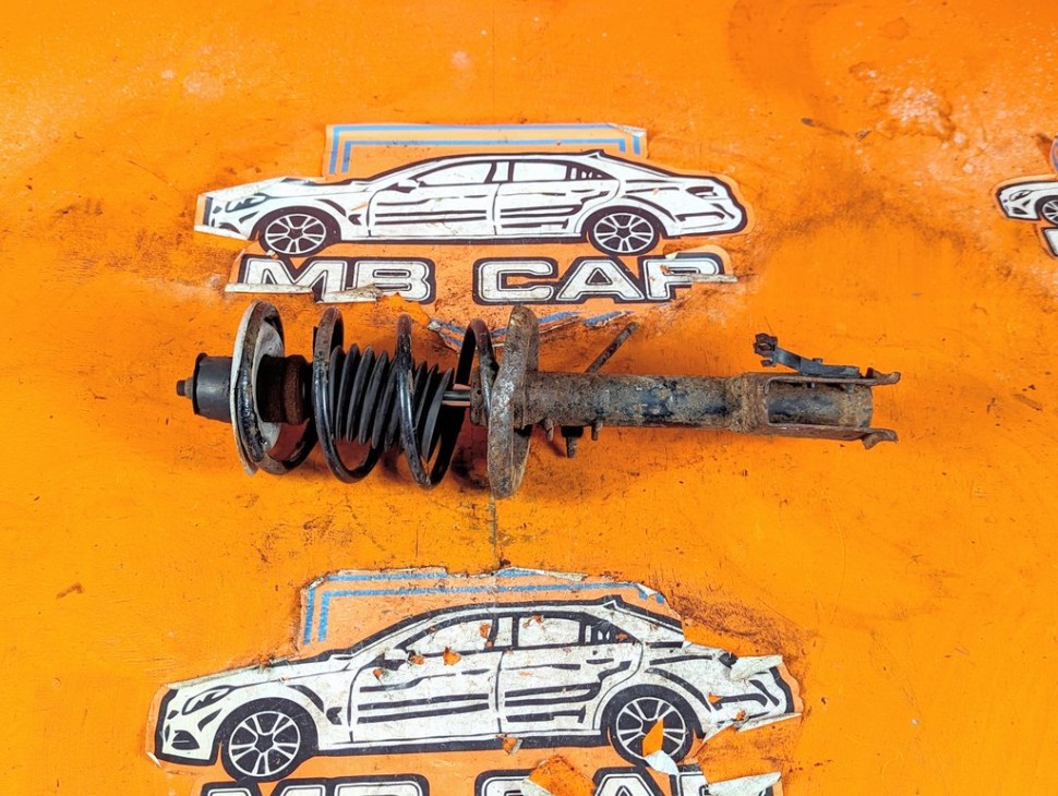 Стойка передняя MERCEDES-BENZ A-класс W168 рестайлинг (2001 - 2004) A 170 1.7 AT (95 л.с.) фото 1 &mdash; Разборка Мерседес