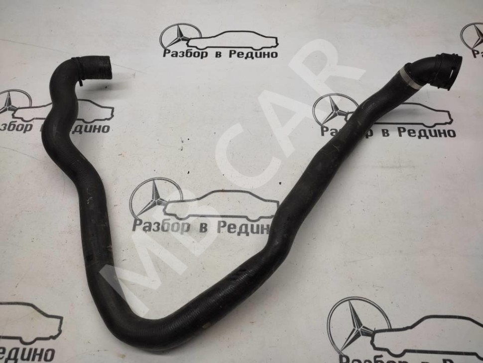 Патрубок радиатора MERCEDES-BENZ C-класс W205/S205/C205/A205 (2014 - 2018) фото 1 — Разборка Мерседес