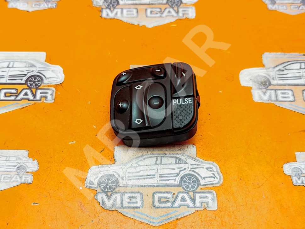 Кнопка MERCEDES-BENZ E-класс W211/S211 (2002 - 2006) фото 1 &mdash; Разборка Мерседес